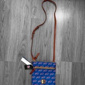 Buffalo Bills NFL Dooney & Bourke crossbody purse NWT & registration card